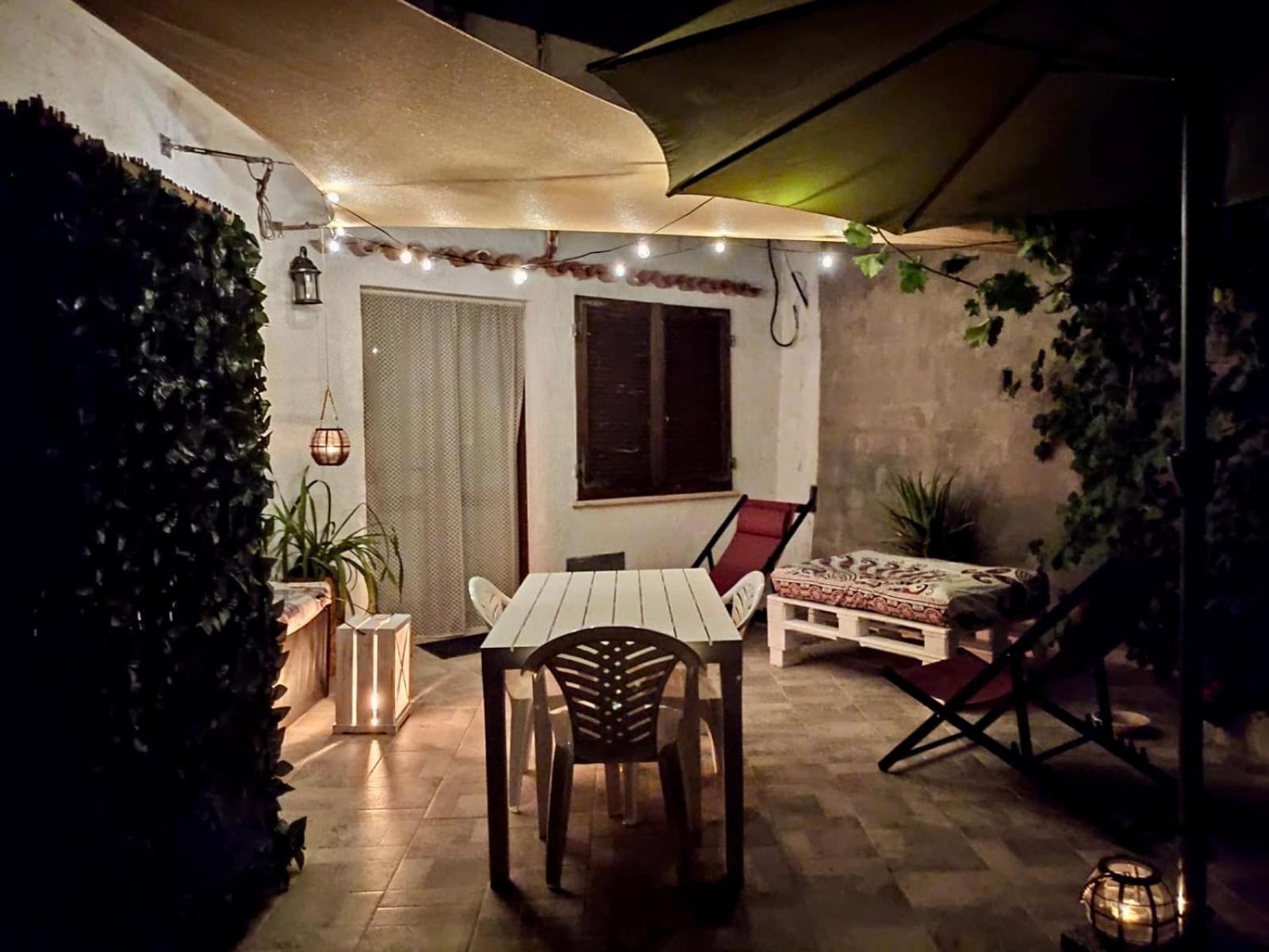 Villa Il Melograno Badesi Esterno foto