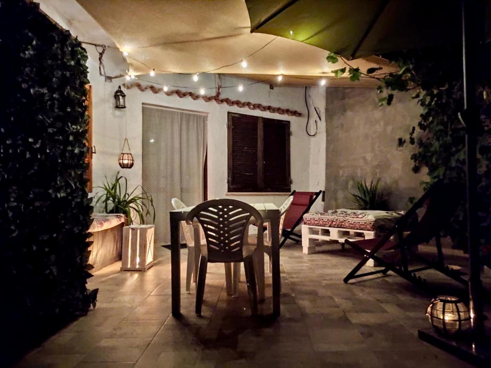 Villa Il Melograno Badesi Esterno foto